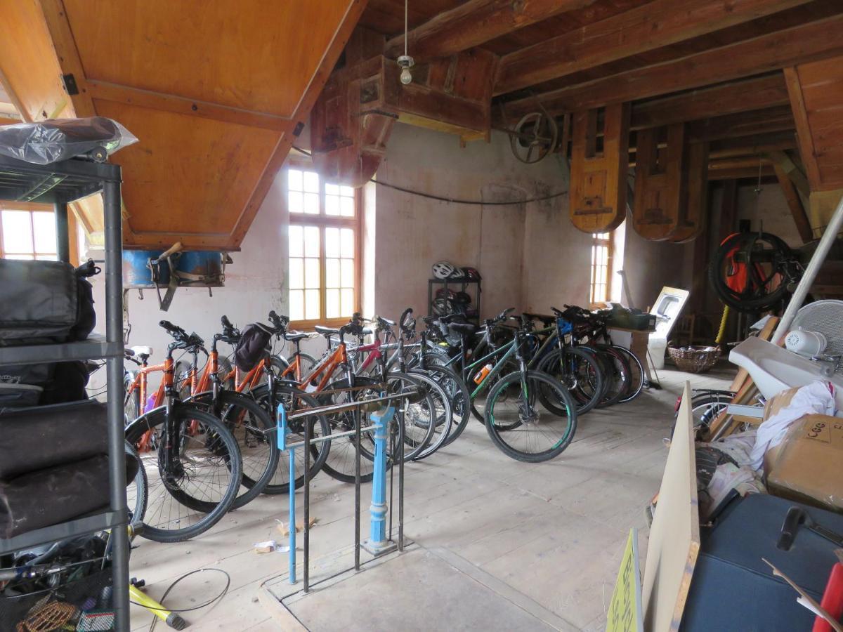 Mill House Apartment And Camping Лютомер Экстерьер фото